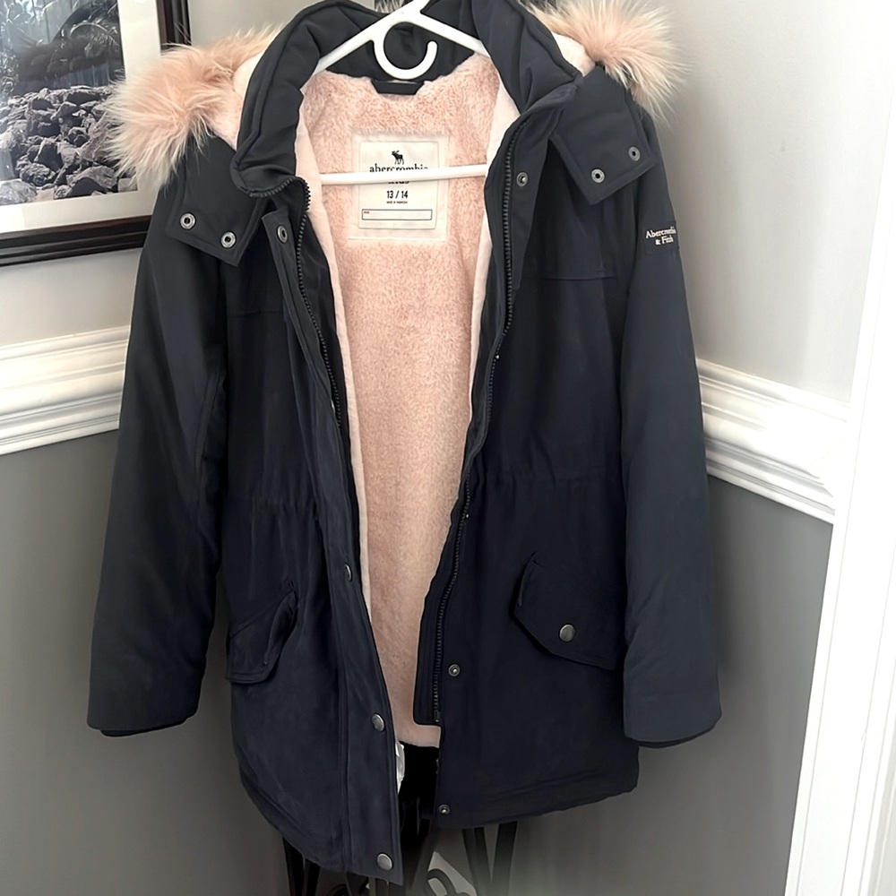 Navy winter coat like new